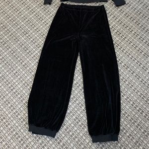 Suzie Kondi Harem Pant black velour size small